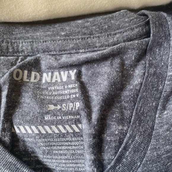Old Navy V-Neck Tees - Picture 6 of 7